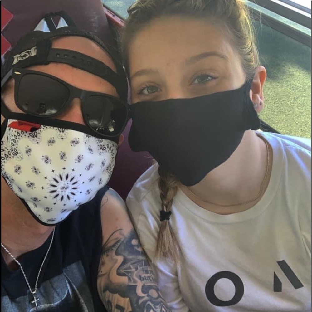 Meet your Poshers, Mark & Hailey!